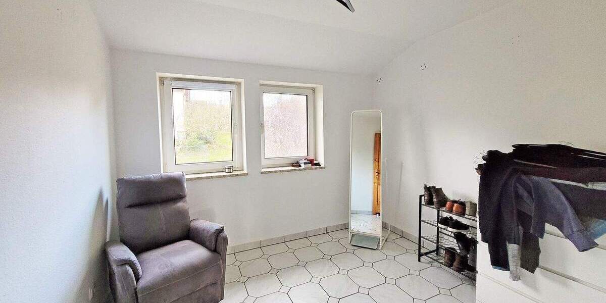 Etagenwohnung Neuenstein Mühlbach - 3 Zimmer, 93 m&sup2;, 600&euro; | Angebot:26410949