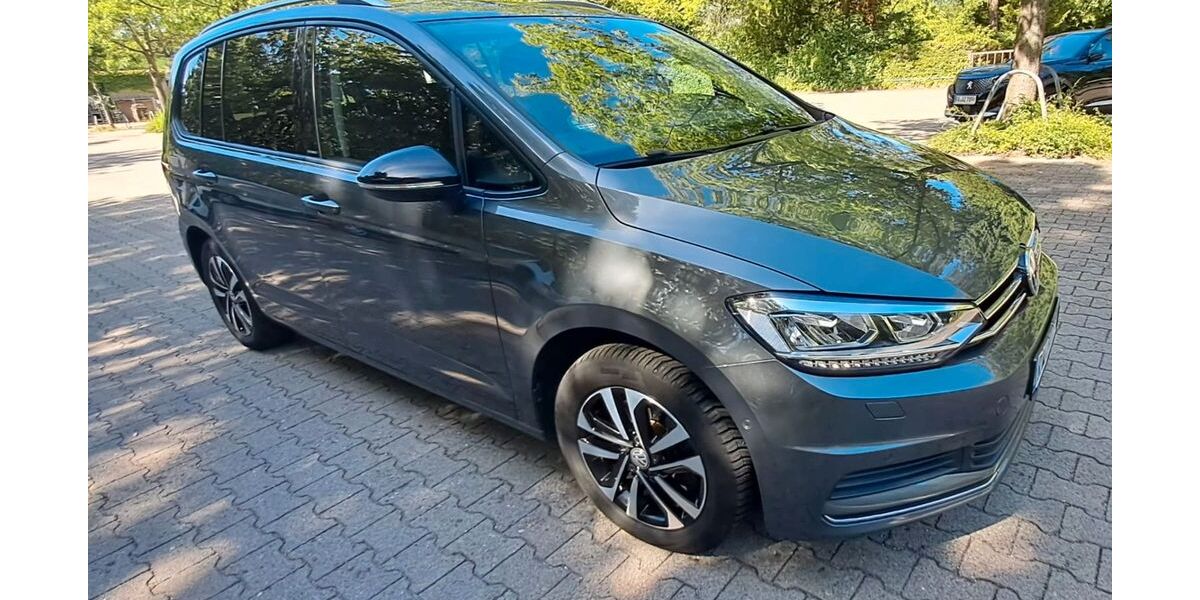 VW Touran 140.000 km 17.700 &euro; Rastatt 76437