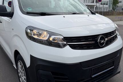 Opel Vivaro 33.000 km 22.999 &euro; Ditzingen 71254
