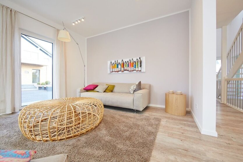 Besonderes Doppelhaus mit zwei schönen großen Wohnungen unter einem Dach 6 zimmer