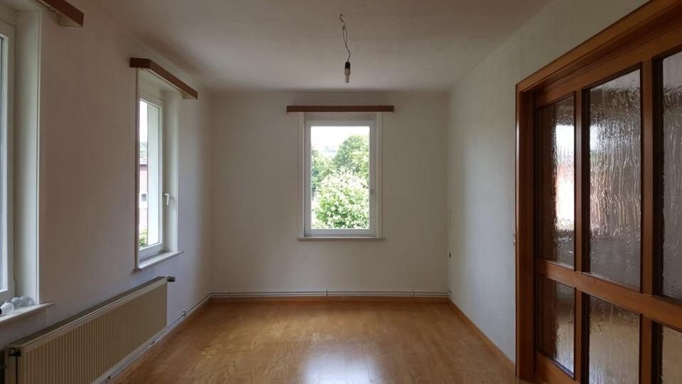 Mehrfamilienhaus, Wohnhaus Dassel - 8 Zimmer, 235 m&sup2;, 220.000&euro; | Angebot:27025388