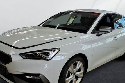 Seat Leon 14.637 km 28.450 &euro; Regensburg 93055