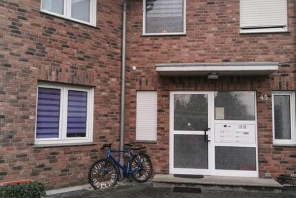 Außergewöhnliche 2-Raumwohnung mit Sonnenbalkon in Niederkassel - Rheidt ! 2 zimmer