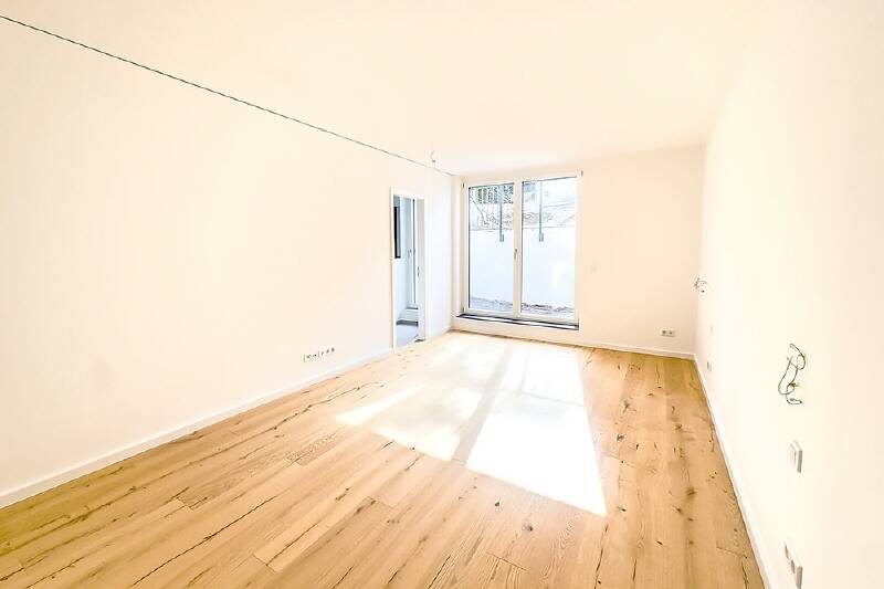 Etagenwohnung München Thalk.Obersendl.-Forsten-Fürstenr.-Solln - 6 Zimmer, 200 m&sup2;, 4.900&euro; | Angebot:26202196
