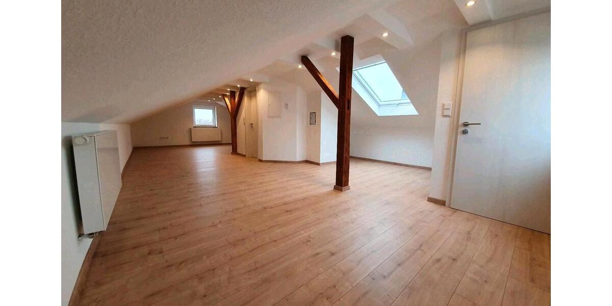 Maisonettenwohnung Bergrheinfeld - 4 Zimmer, 125 m&sup2;, 1.000&euro; | Angebot:26161573