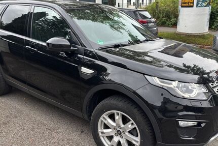 Land Rover Discovery Sport 179.000 km 14.900 € München 81377