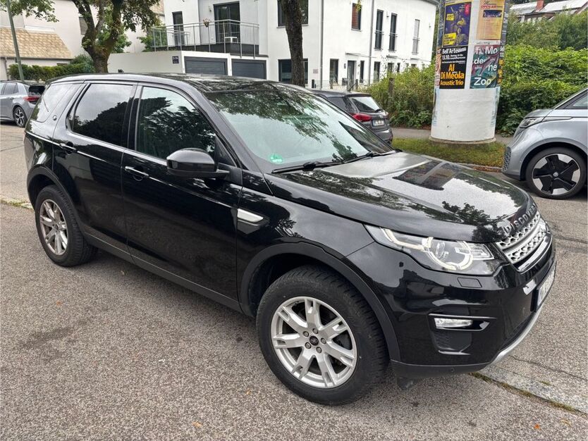Land Rover Discovery Sport 179.000 km 14.900 € München 81377