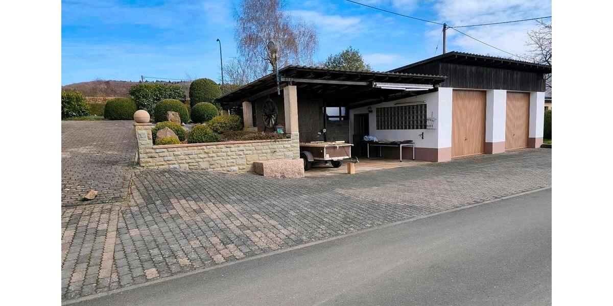 Doppelhaushälfte Pronsfeld - 6 Zimmer, 140 m&sup2;, 1.120&euro; | Angebot:26038646