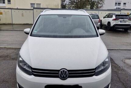 VW Touran 237.000 km 5.800 &euro; Ulm 89075