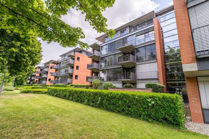 Wohnung zum Kaufen in Neu-Ulm 1.450.000 € 180 m²