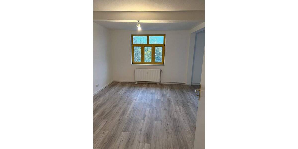 Etagenwohnung Braunschweig Querum - 2 Zimmer, 86 m&sup2;, 700&euro; | Angebot:25250475