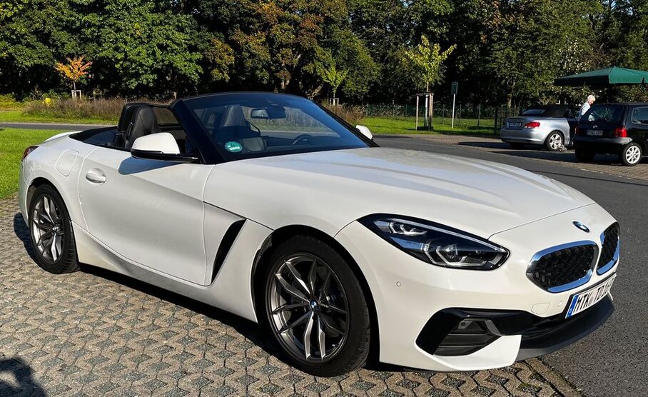 BMW Z4 45.000 km 36.900 € Sulzbach 65843