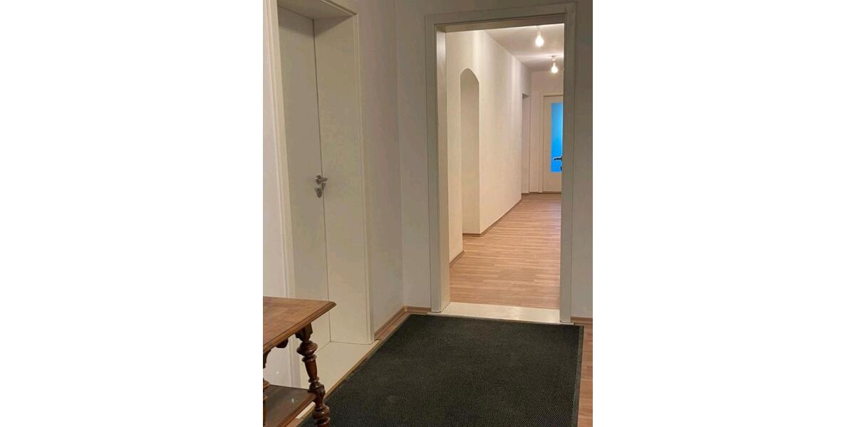 Etagenwohnung Niesky - 3 Zimmer, 104 m&sup2;, 676&euro; | Angebot:26636812