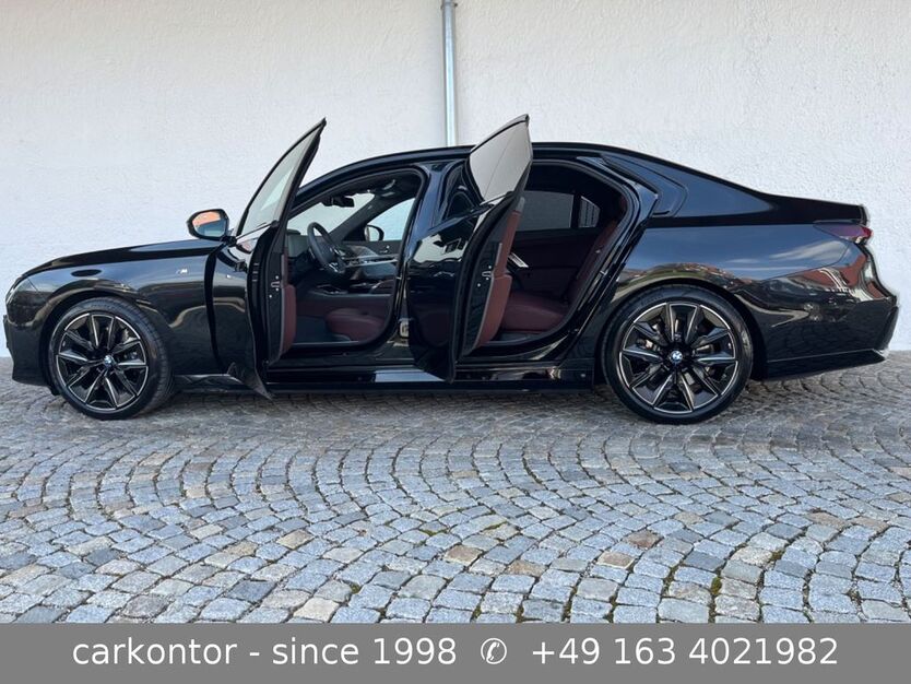 BMW i7 14.637 km 114.900 € München 81245