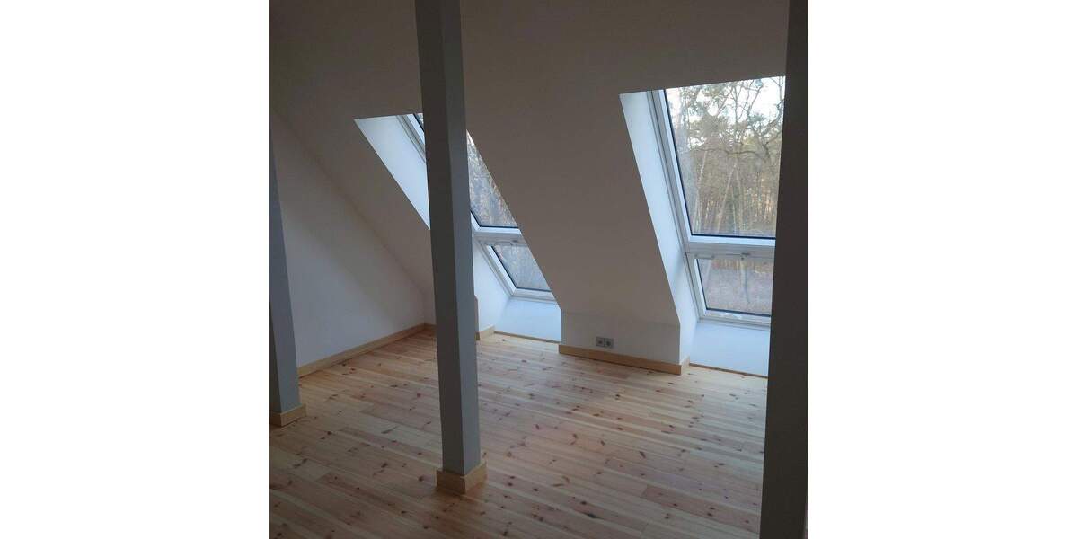 Etagenwohnung Buckow - 3 Zimmer, 86 m&sup2;, 1.038&euro; | Angebot:26173699