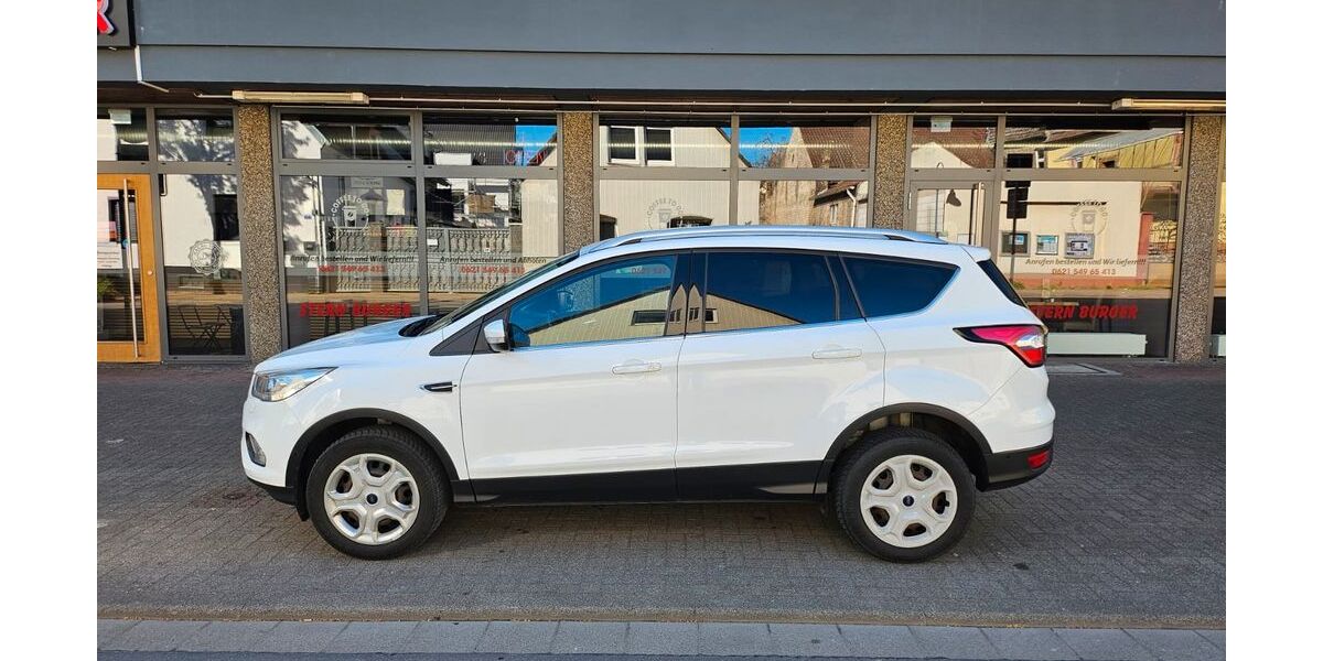 Ford Kuga 141.890 km 9.400 &euro; WALDSEE 67165
