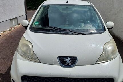 Peugeot 107 212.000 km 1.150 &euro; Rodgau 63110
