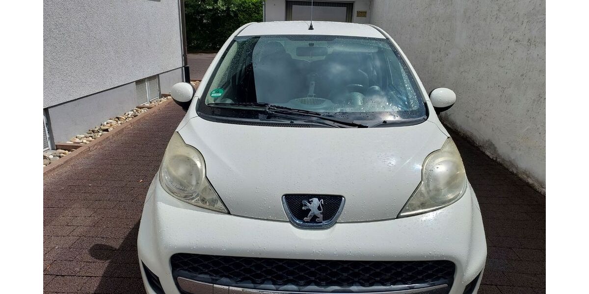 Peugeot 107 212.000 km 1.150 &euro; Rodgau 63110
