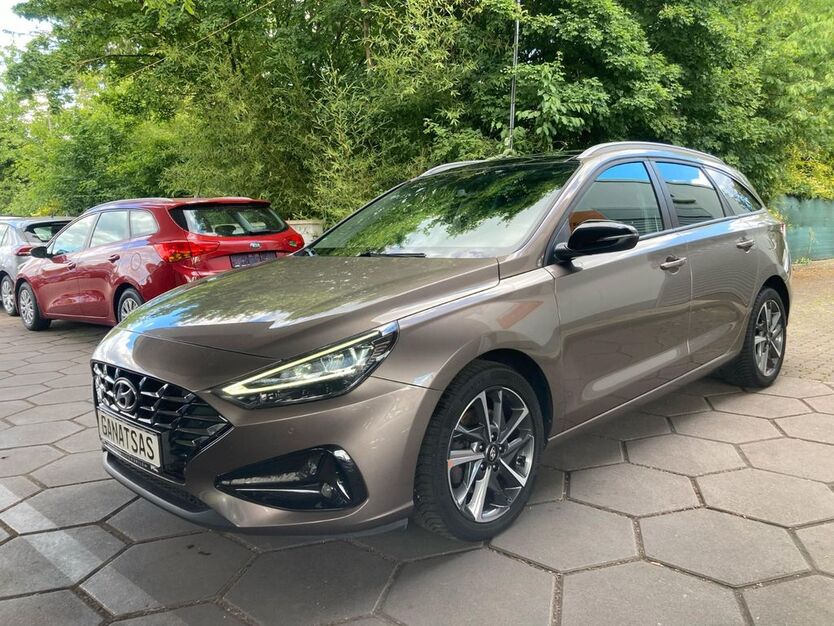 Hyundai i30 142.000 km 15.490 € Neumalsch 76316