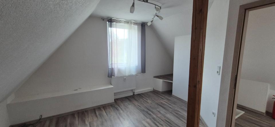 Dachgeschoßwohnung Lohr am Main - 6 Zimmer, 150 m&sup2;, 298.000&euro; | Angebot:26261853