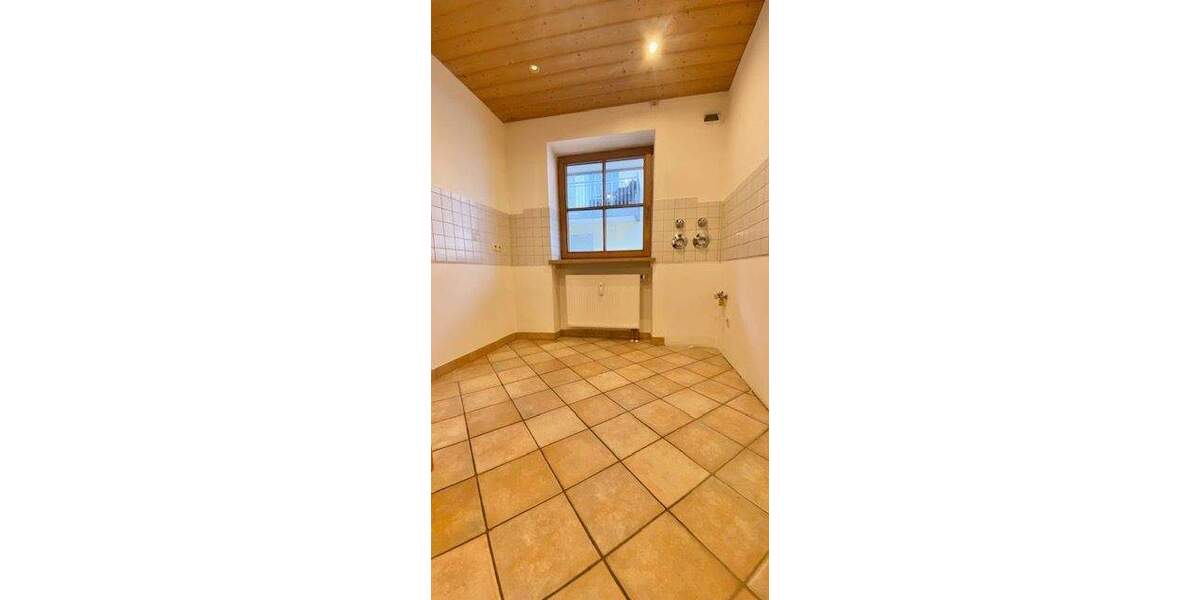 Etagenwohnung Piding Mauthausen - 2 Zimmer, 63 m&sup2;, 650&euro; | Angebot:25524619