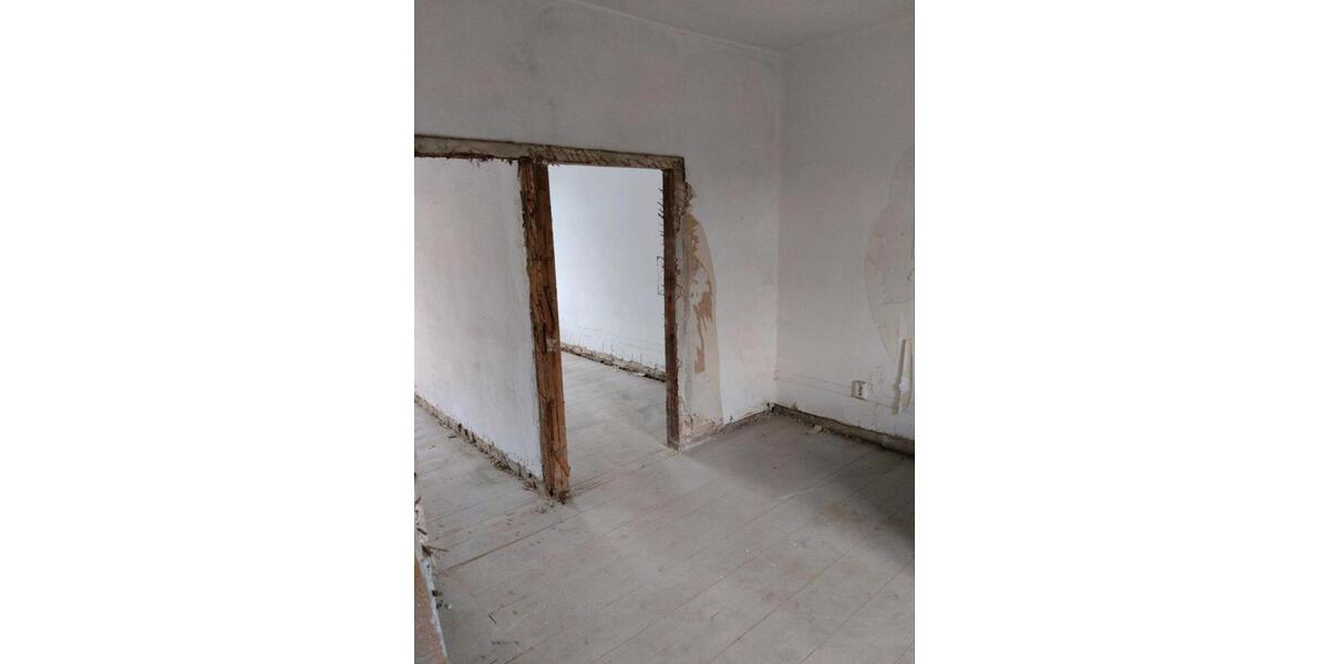 Mehrfamilienhaus, Wohnhaus Grabow - 8 Zimmer, 240 m&sup2;, 82.000&euro; | Angebot:26073981