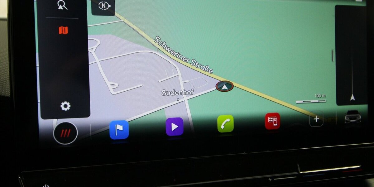 Cupra Leon Sportstourer e-HYBRID 6-DSG NAVI+LED+KAMERA 21.936 km 28.900 &euro; Hagenow 19230