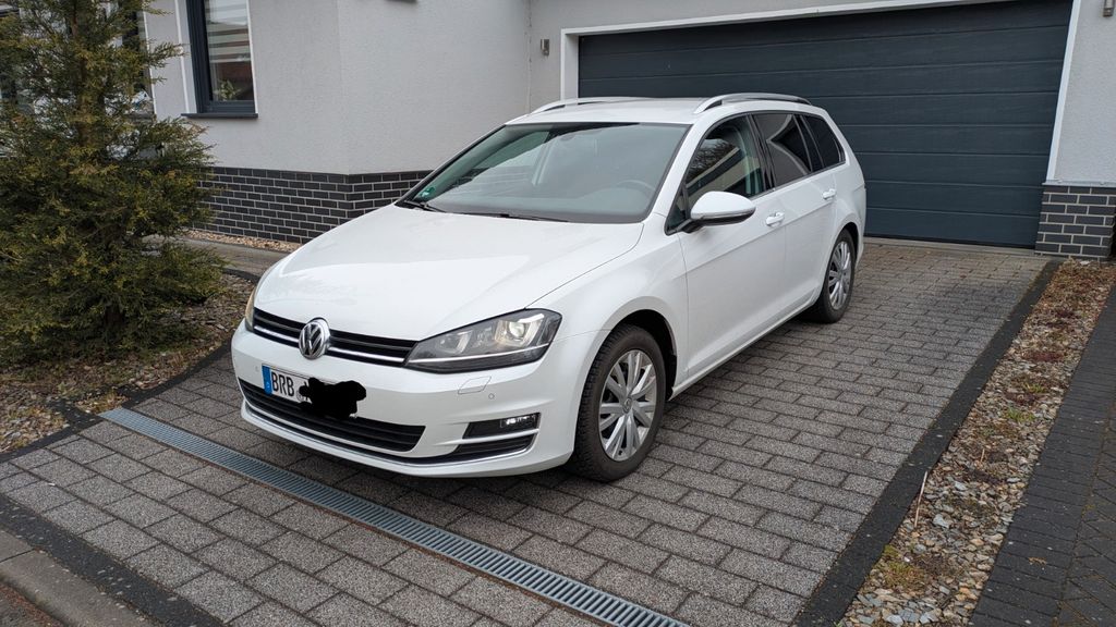 VW Golf 99.385 km 12.800 &euro; Brandenburg an der Havel 14776