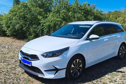 Kia ceed Sportswagon 8.547 km 23.990 &euro; Rottenburg am Neckar 72108