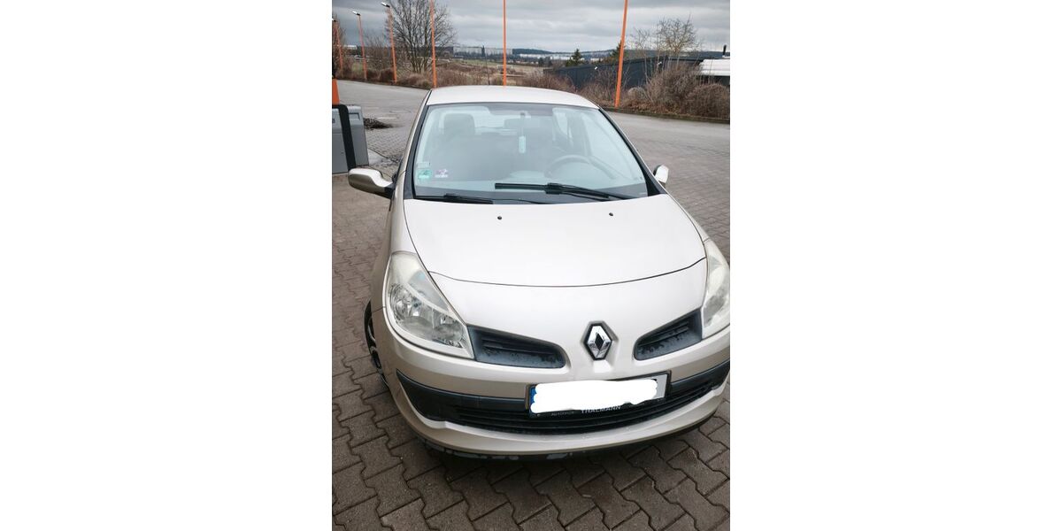Renault Clio 87.847 km 2.950 &euro; Erfurt 99098