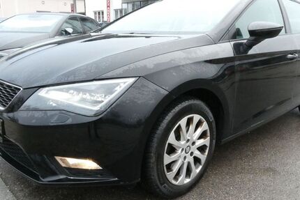 Seat Leon 202.302 km 5.777 &euro; Manching 85077