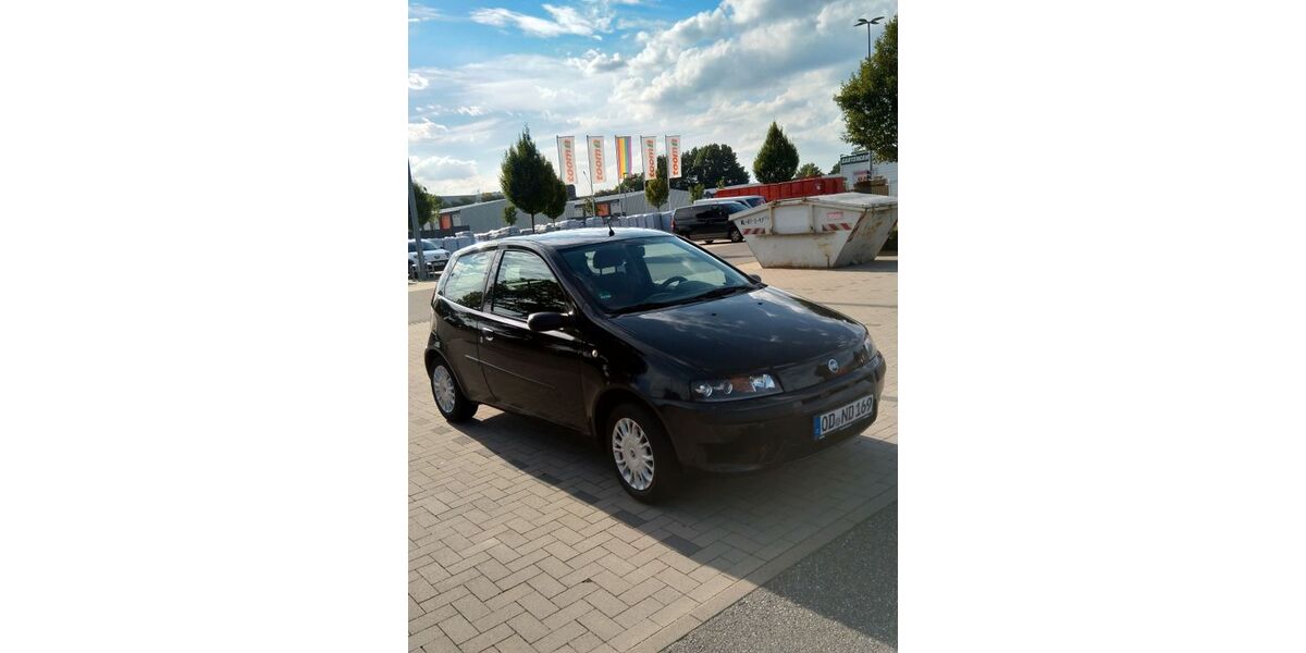Fiat Punto 74.000 km 2.935 € Lasbek 23847