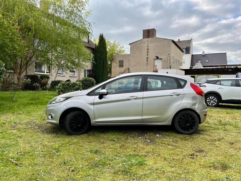 Ford Fiesta 268.000 km 3.600 € Hamm 59065