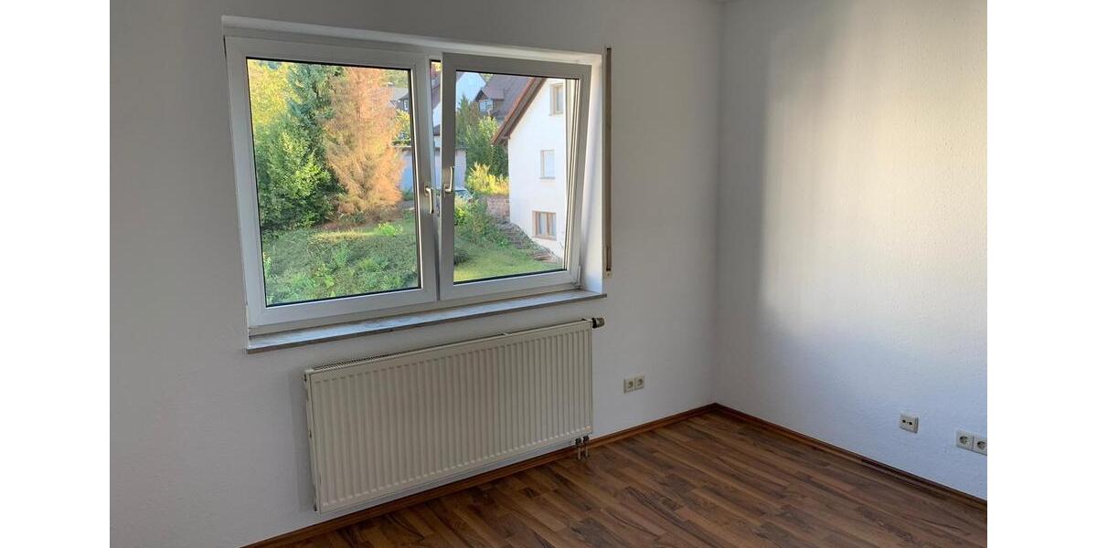 Etagenwohnung Aalen Unterkochen - 3.5 Zimmer, 83 m&sup2;, 870&euro; | Angebot:26406618