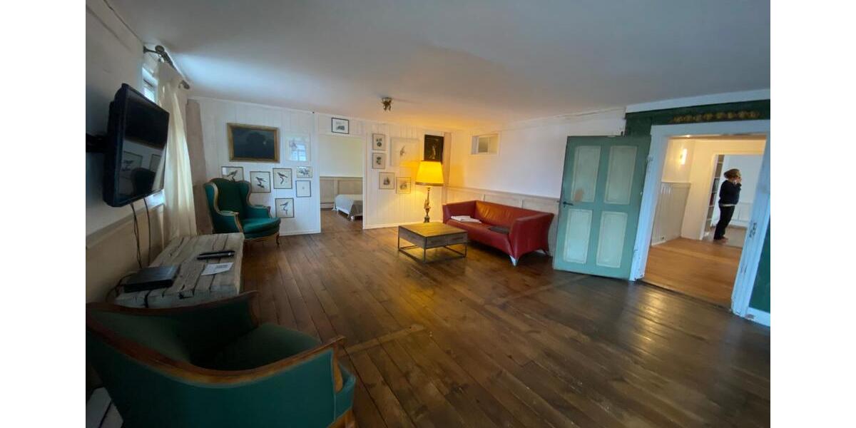 Etagenwohnung Baiersbronn - 5 Zimmer, 130 m&sup2;, 1.600&euro; | Angebot:26285284
