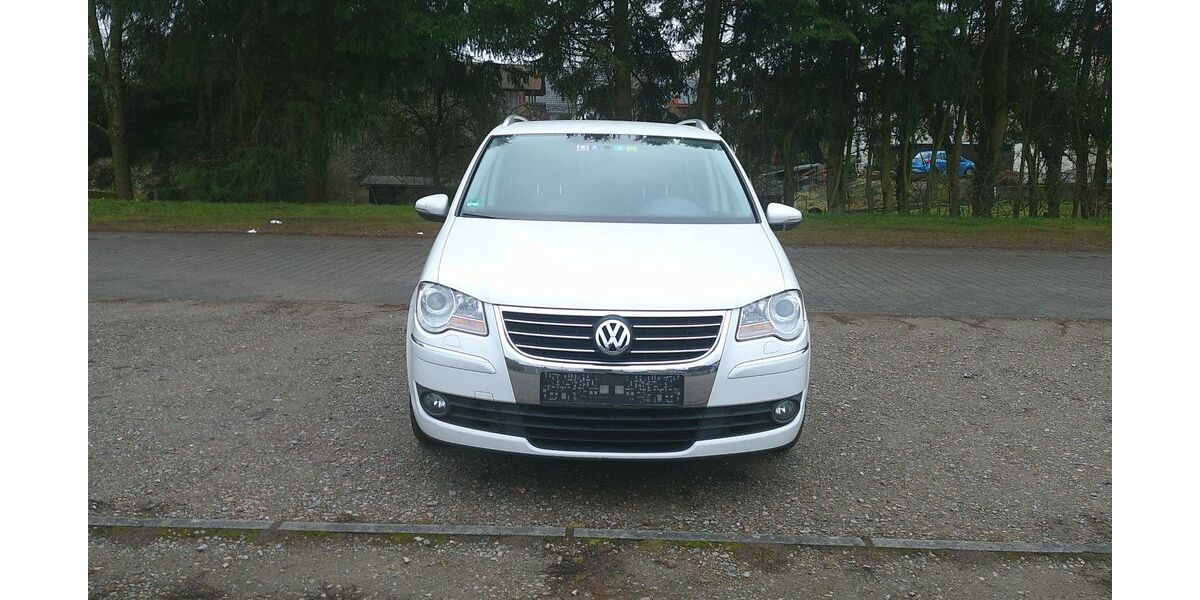 VW Touran 200.000 km 6.000 &euro; Wald-Michelbach 69483