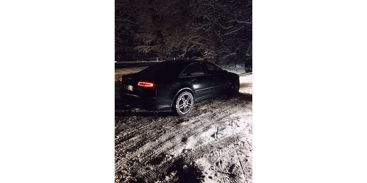 Audi A8 281.000 km 4.200 &euro; Aachen 52068