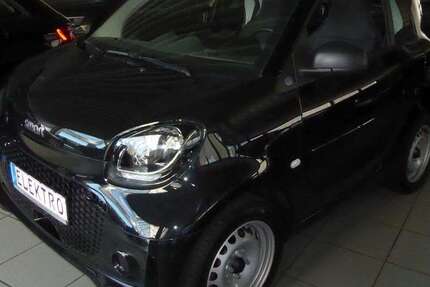 Smart forTwo 23.582 km 10.900 &euro; Herzogenrath 52134