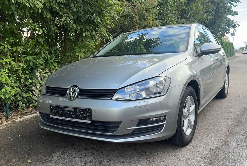 VW Golf 128.500 km 9.400 € Lauingen 89415