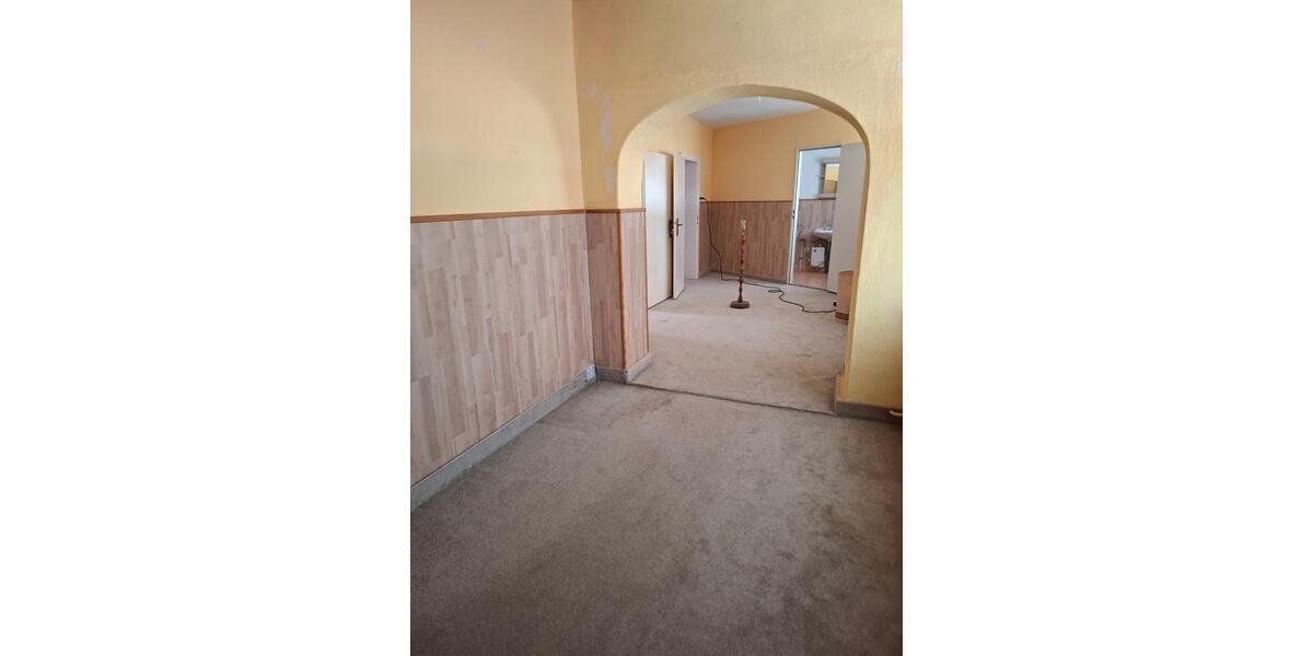Mehrfamilienhaus, Wohnhaus Guben - 6 Zimmer, 200 m&sup2;, 980&euro; | Angebot:26286595