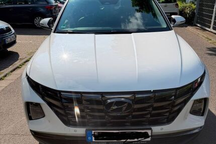 Hyundai TUCSON 102.000 km 22.999 &euro; Wiesbaden 65201