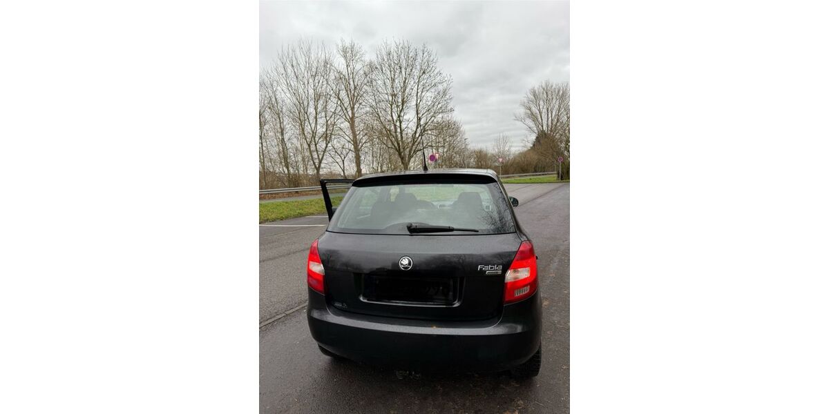 Skoda Fabia 265.500 km 2.499 &euro; Koblenz 56070