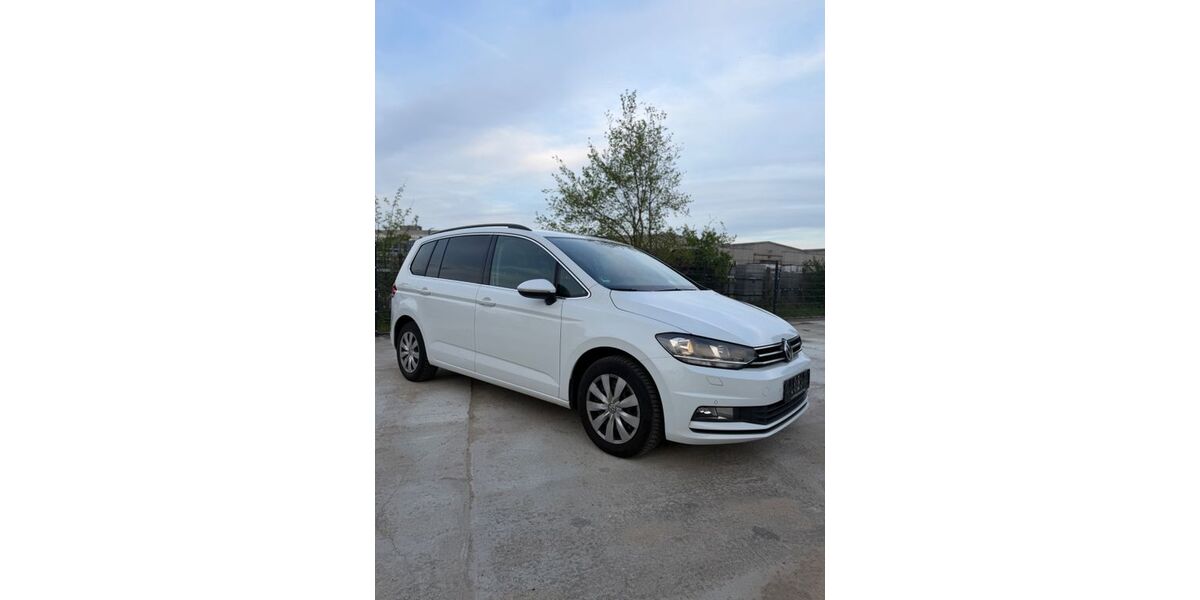 VW Touran 114.000 km 14.990 &euro; Potsdam 14478