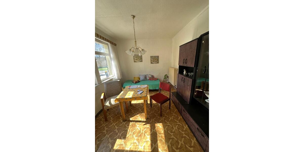 Etagenwohnung Bad Langensalza - 7 Zimmer, 95 m&sup2;, 78.000&euro; | Angebot:26183403