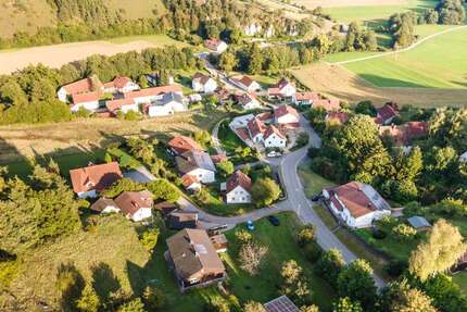Grundstück zu verkaufen in Deuerling 199.000 € 807 m²