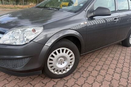 Opel Astra 82.000 km 3.999 &euro; Hockenheim 68766