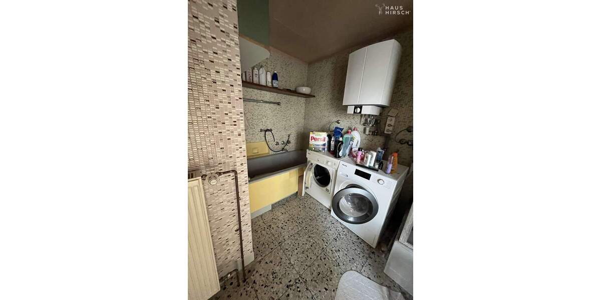 Etagenwohnung Pfungstadt - 8 Zimmer, 200 m&sup2;, 450.000&euro; | Angebot:24654458