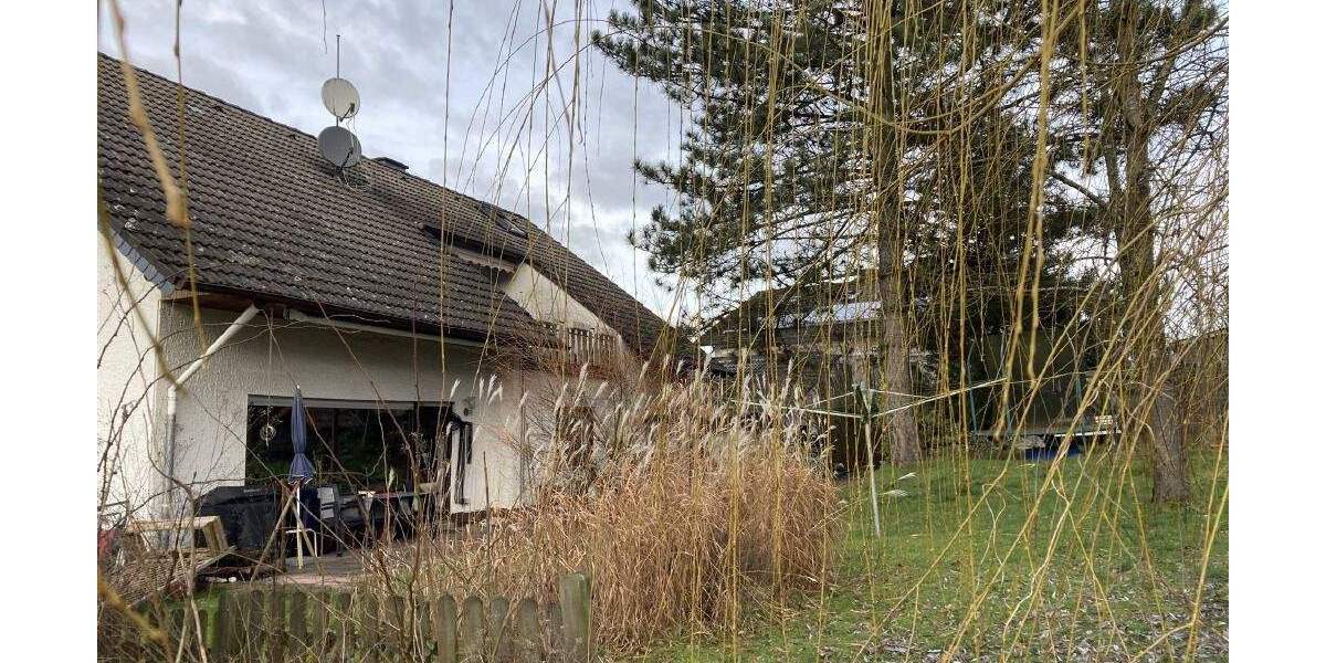 Großzügige Vierzimmer-Wohnung in guter Lage im Wohngebiet von Niederzell 4 zimmer