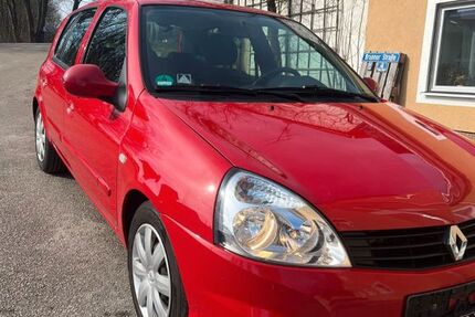 Renault Clio 196.000 km 1.850 &euro; Laaber 93164