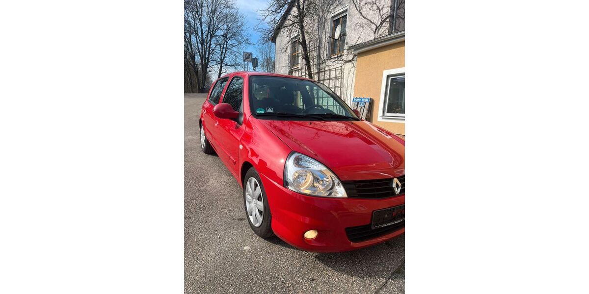 Renault Clio 196.000 km 1.850 &euro; Laaber 93164